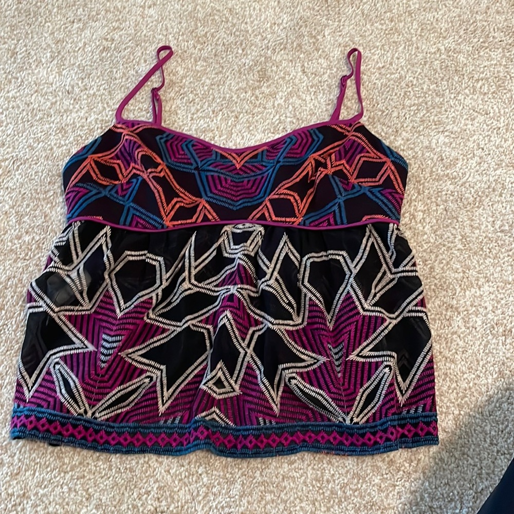 BCBGMAXAZRIA
EMBROIDERED SHEER BLOUSE